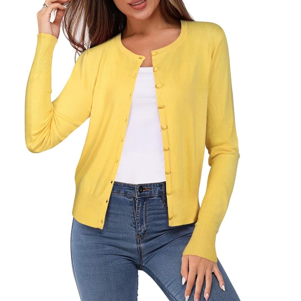 Newshows Women's  Lightweight Button Down Long Sleeve Casual Crew Neck Soft